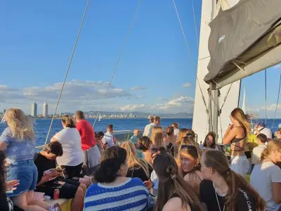 Tur Perahu Barcelona
