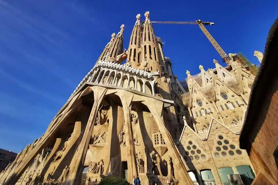 Barcelona City Pass 2026 - Penawaran Online Terbaik