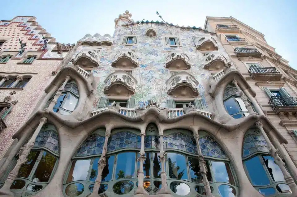 Tur Gaudi Terbaik Barcelona 2026