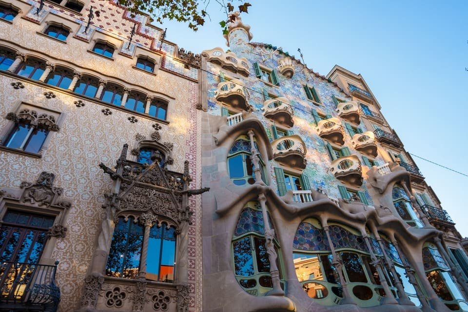 Tur Gaudi Terbaik Barcelona 2026