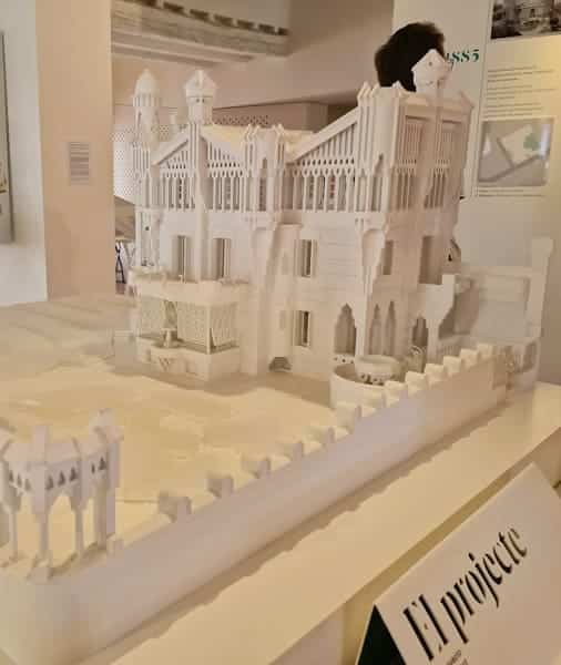 Casa Vicens models on the second floor
