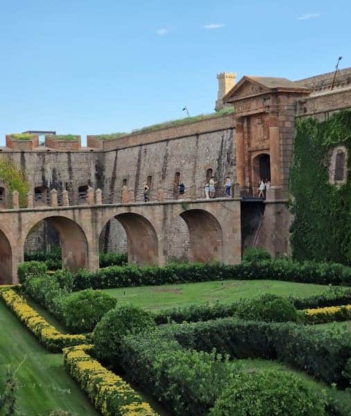 barcelona montjuic cable car ticket ()